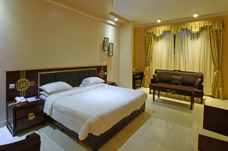 אנטבה Imperial Golf View Hotel מראה חיצוני תמונה