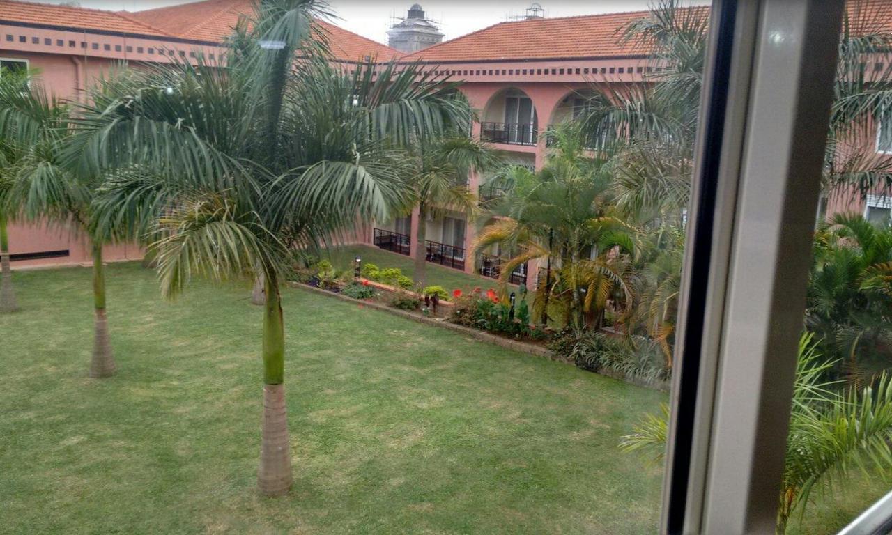 אנטבה Imperial Golf View Hotel מראה חיצוני תמונה